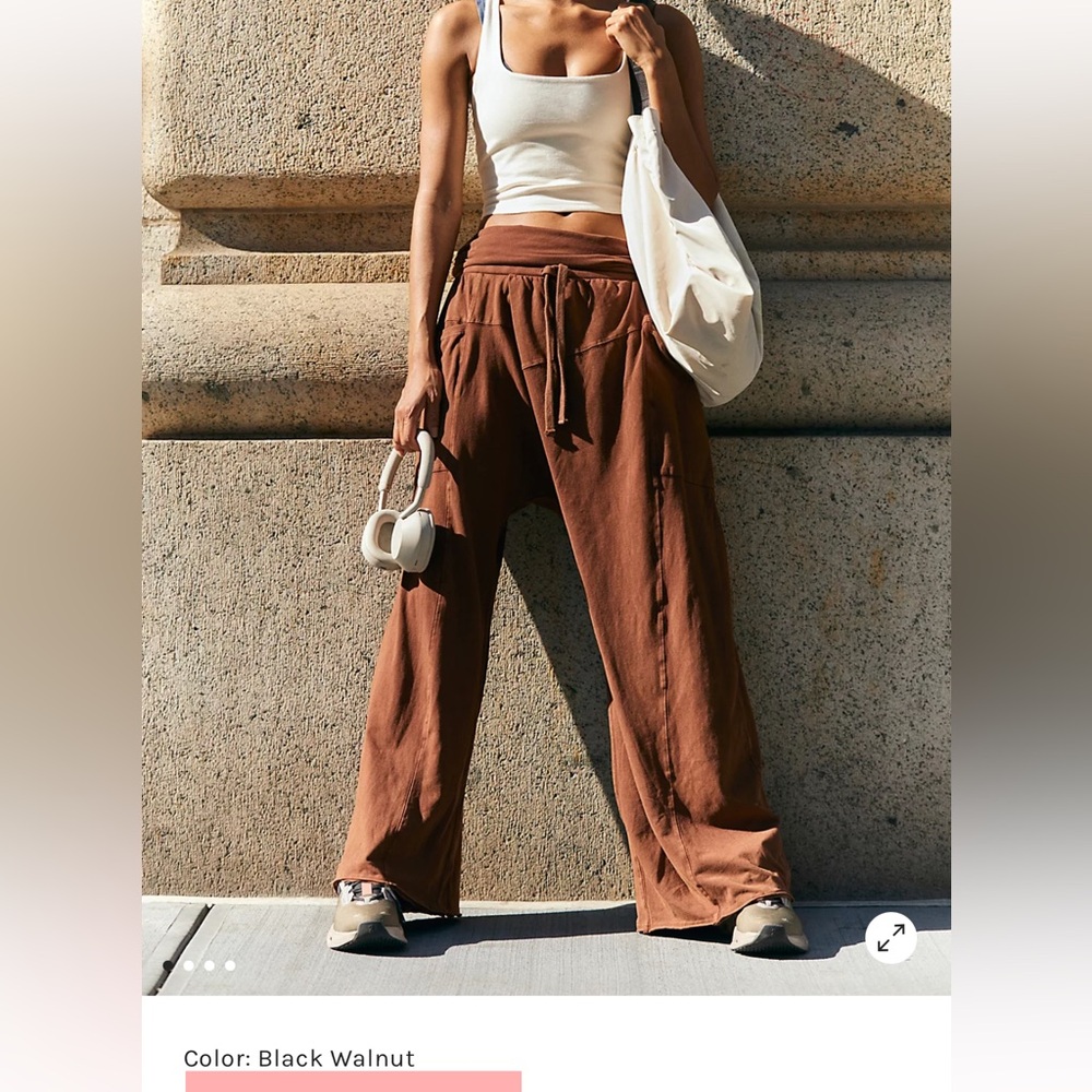 Hot Shot Sport Pants/ black walnut size M will definitely fit a large as well